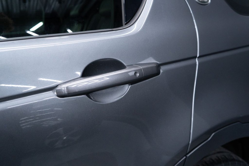 Used Land Rover Discovery Sport 2017 for sale - 77836054: Photo 22