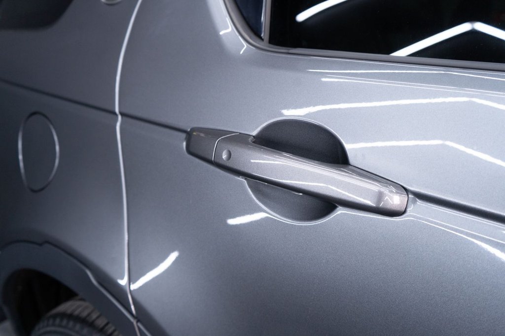 Used Land Rover Discovery Sport 2017 for sale - 77836054: Photo 27