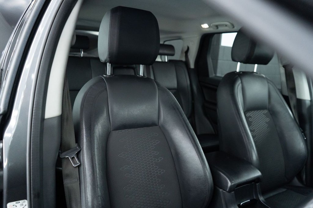 Used Land Rover Discovery Sport 2017 for sale - 77836054: Photo 6