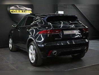 Used Jaguar E-Pace 2018 for sale - 77990567: Photo