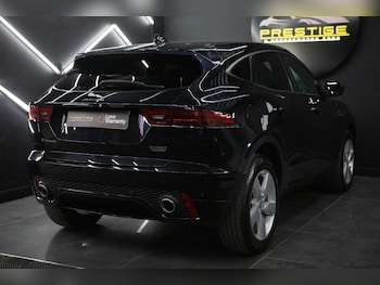 Used Jaguar E-Pace 2018 for sale - 77990567: Photo