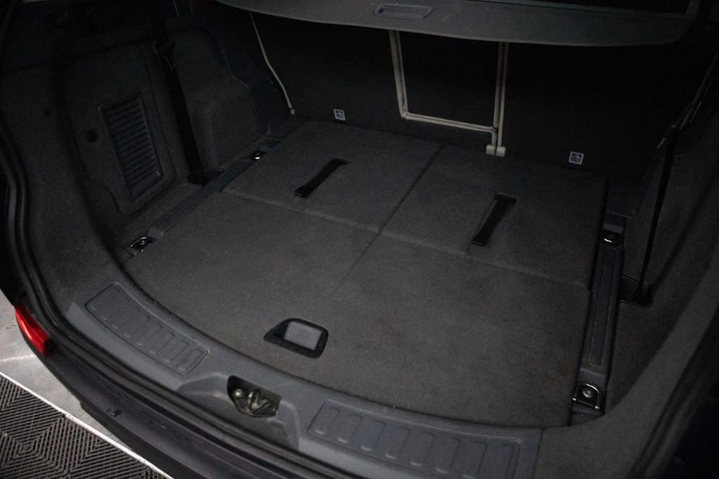 Used Land Rover Discovery Sport 2015 for sale - 77780117: Photo 17