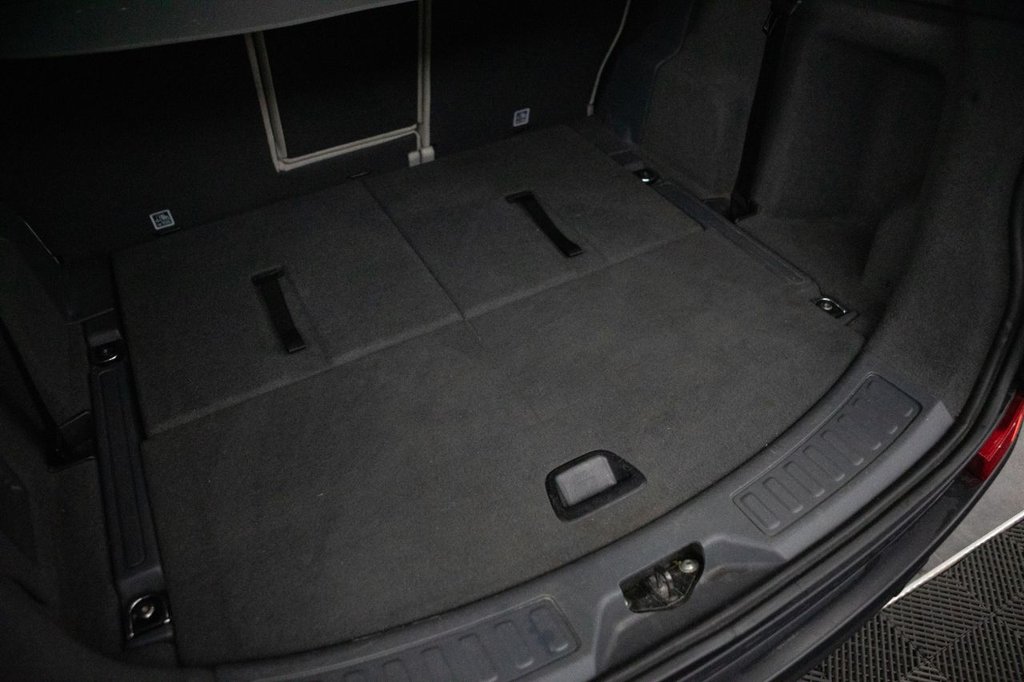 Used Land Rover Discovery Sport 2015 for sale - 77780117: Photo 18