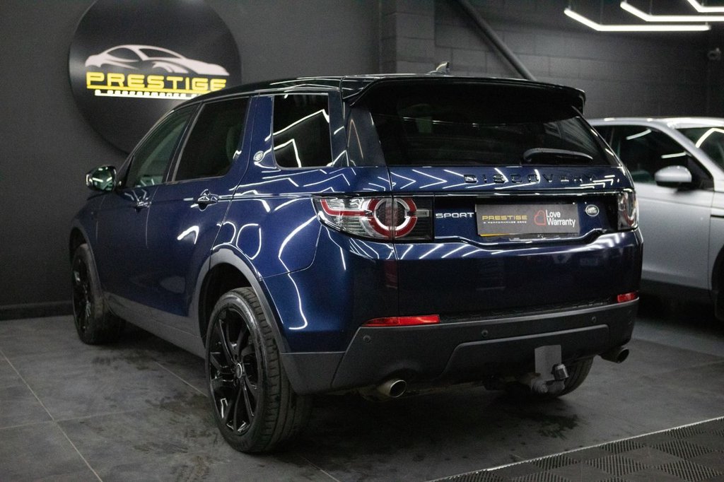 Used Land Rover Discovery Sport 2015 for sale - 77780117: Photo 2