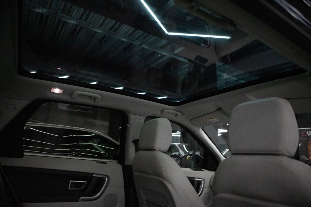 Used Land Rover Discovery Sport 2015 for sale - 77780117: Photo 32