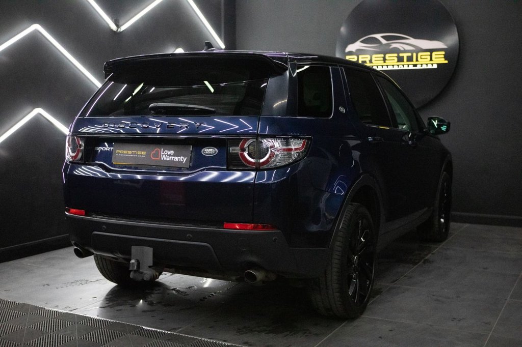 Used Land Rover Discovery Sport 2015 for sale - 77780117: Photo 4