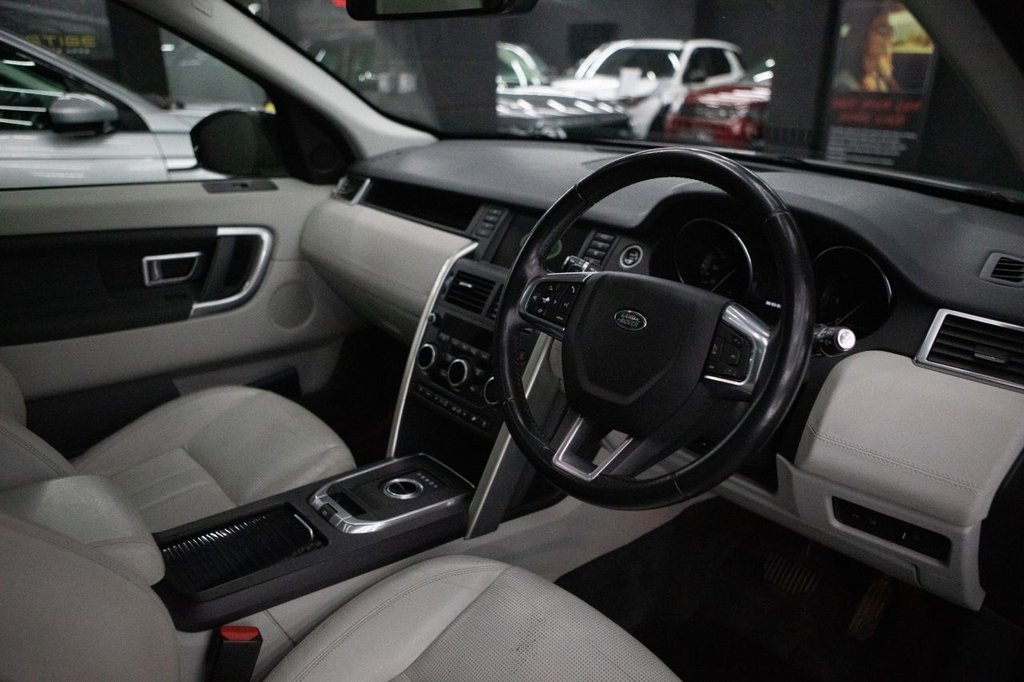 Used Land Rover Discovery Sport 2015 for sale - 77780117: Photo 6