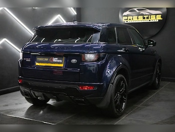 Used Land Rover Range Rover Evoque 2017 for sale - 77780180: Photo