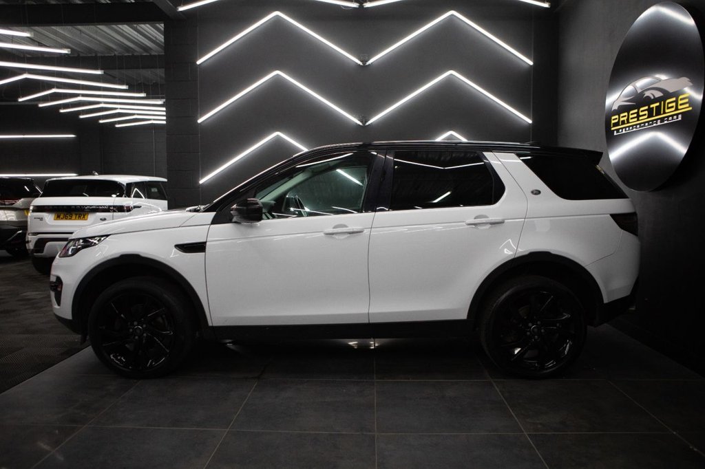 Used Land Rover Discovery Sport 2017 for sale - 77764786: Photo 17