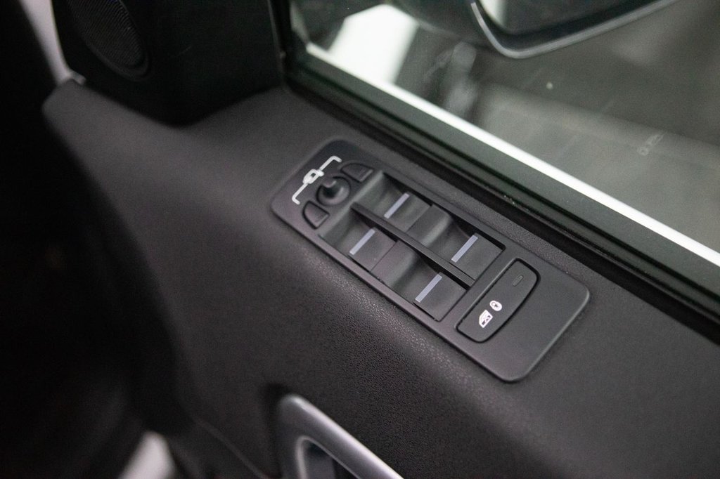 Used Land Rover Discovery Sport 2017 for sale - 77764786: Photo 35