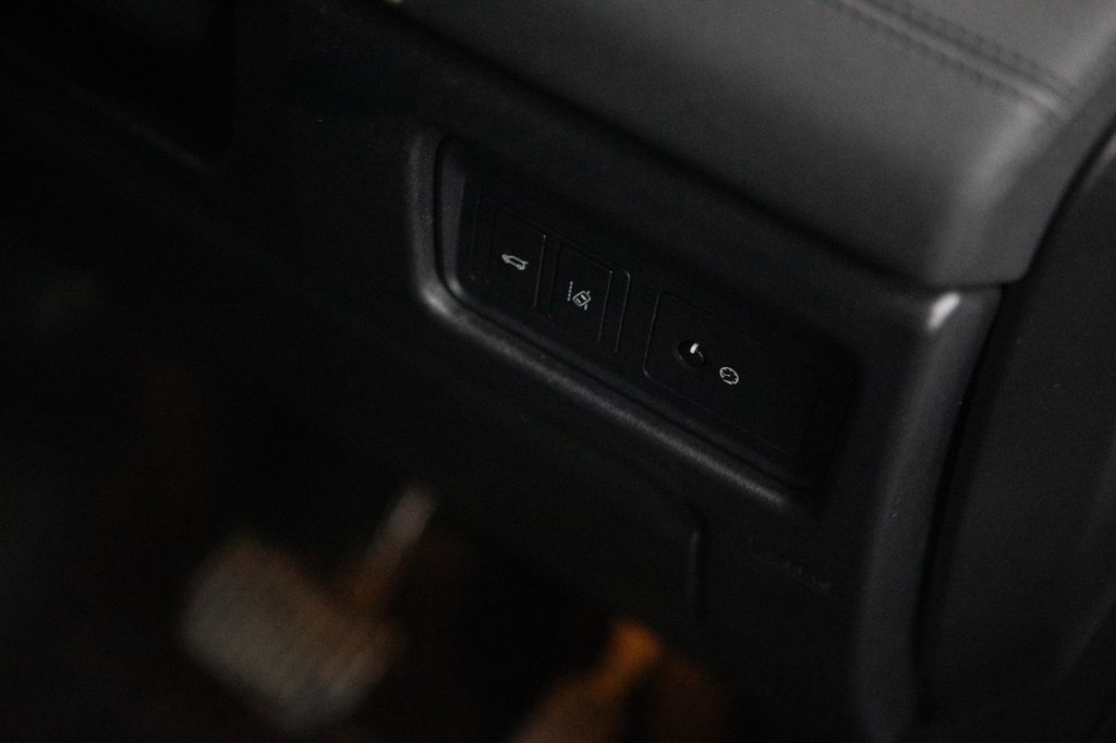 Used Land Rover Discovery Sport 2017 for sale - 77764786: Photo 40