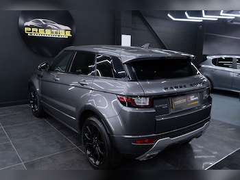Used Land Rover Range Rover Evoque 2017 for sale - 78181801: Photo