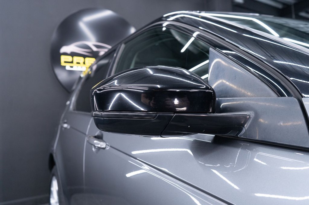 Used Land Rover Discovery Sport 2017 for sale - 77780245: Photo 23