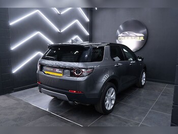 Used Land Rover Discovery Sport 2017 for sale - 77780245: Photo