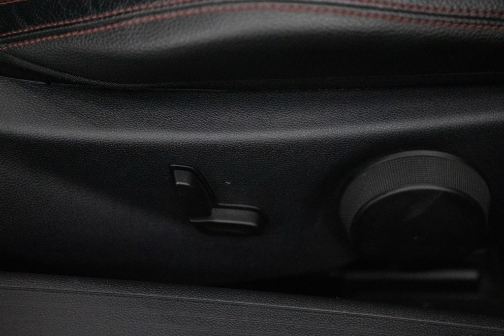 Used Mercedes-Benz E Class 2015 for sale - 78110235: Photo 33