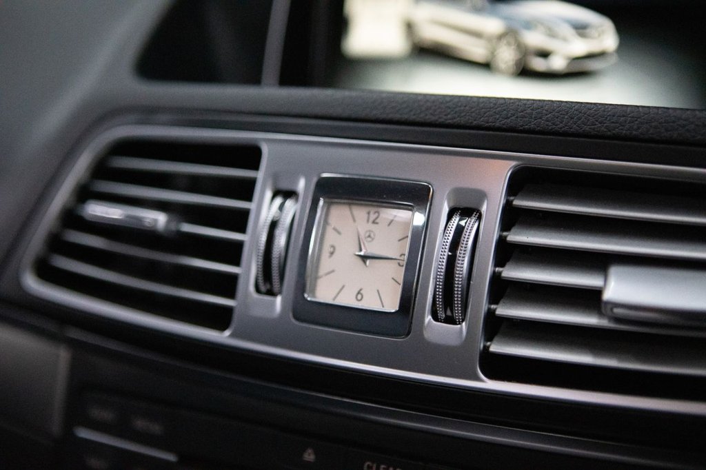 Used Mercedes-Benz E Class 2015 for sale - 78110235: Photo 35