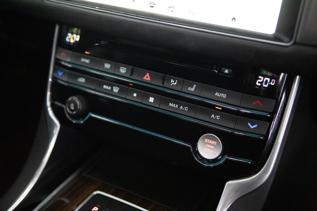 Used Jaguar XF 2017 for sale - 78166956: Photo 30