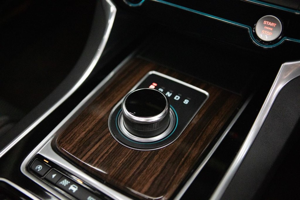 Used Jaguar XF 2017 for sale - 78166956: Photo 31