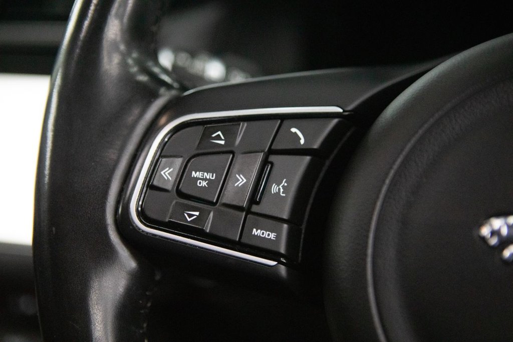 Used Jaguar XF 2017 for sale - 78166956: Photo 34