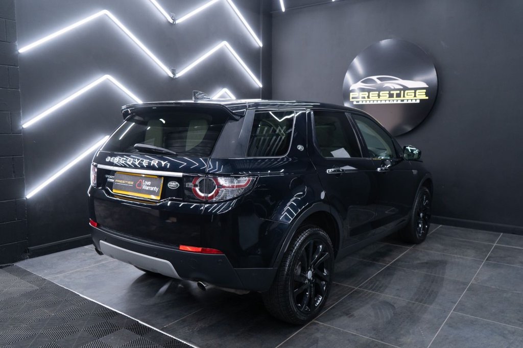 Used Land Rover Discovery Sport 2018 for sale - 78003493: Photo 4