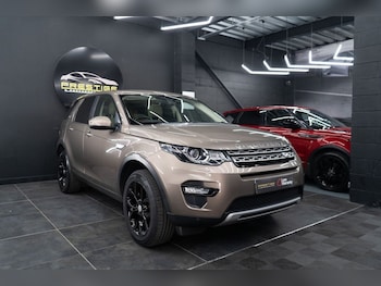 Used Land Rover Discovery Sport 2017 for sale - 78288599: Photo