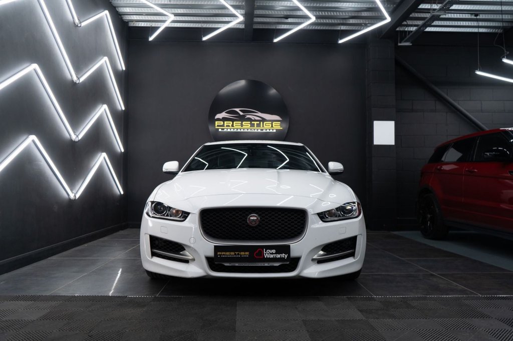 Used Jaguar XE 2019 for sale - 78167614: Photo 2