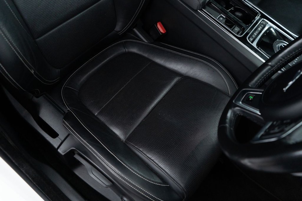 Used Jaguar XE 2019 for sale - 78167614: Photo 23