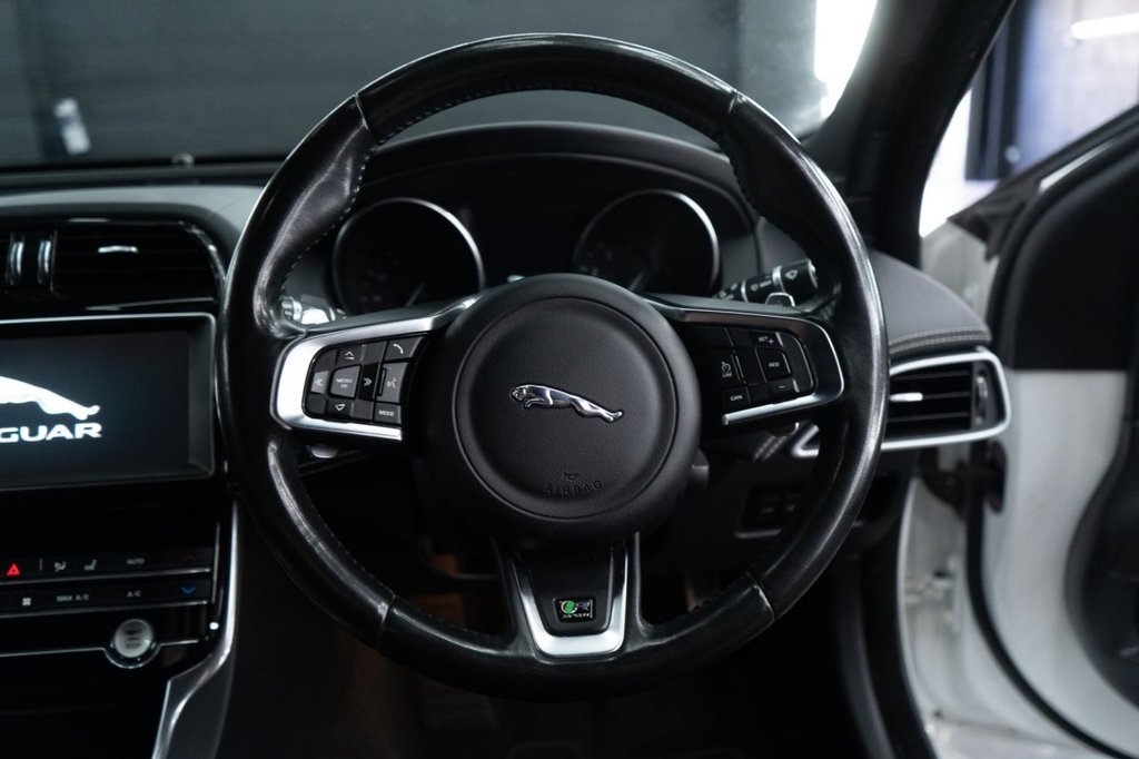 Used Jaguar XE 2019 for sale - 78167614: Photo 33