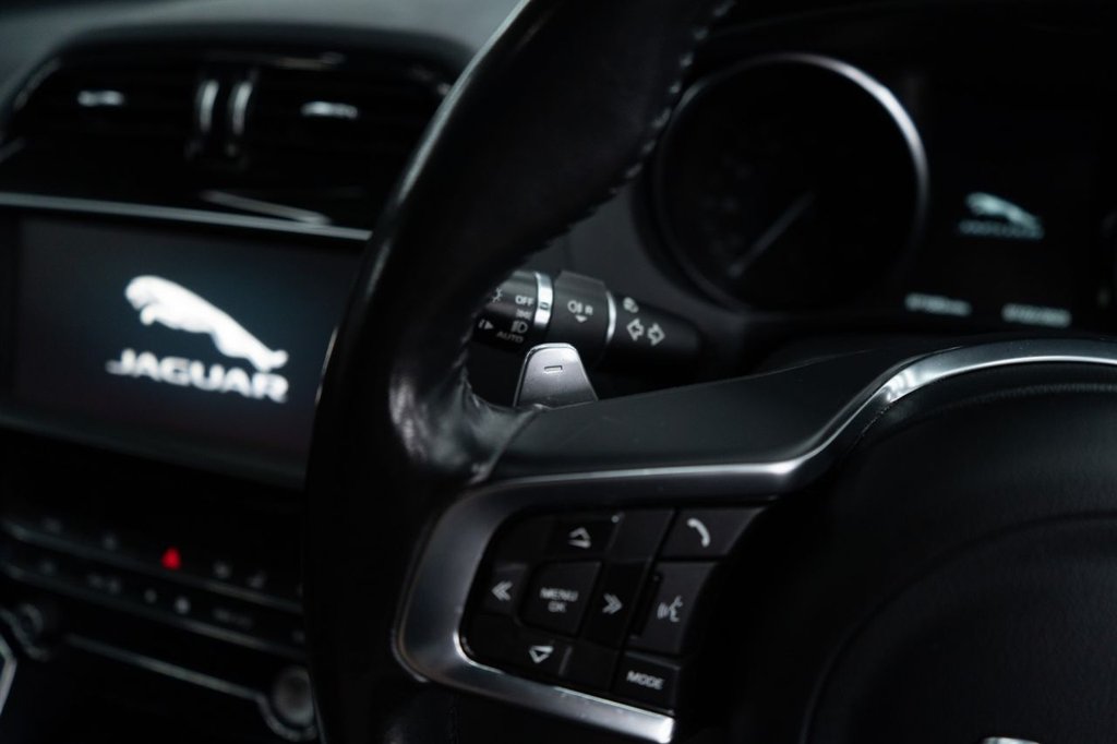 Used Jaguar XE 2019 for sale - 78167614: Photo 41