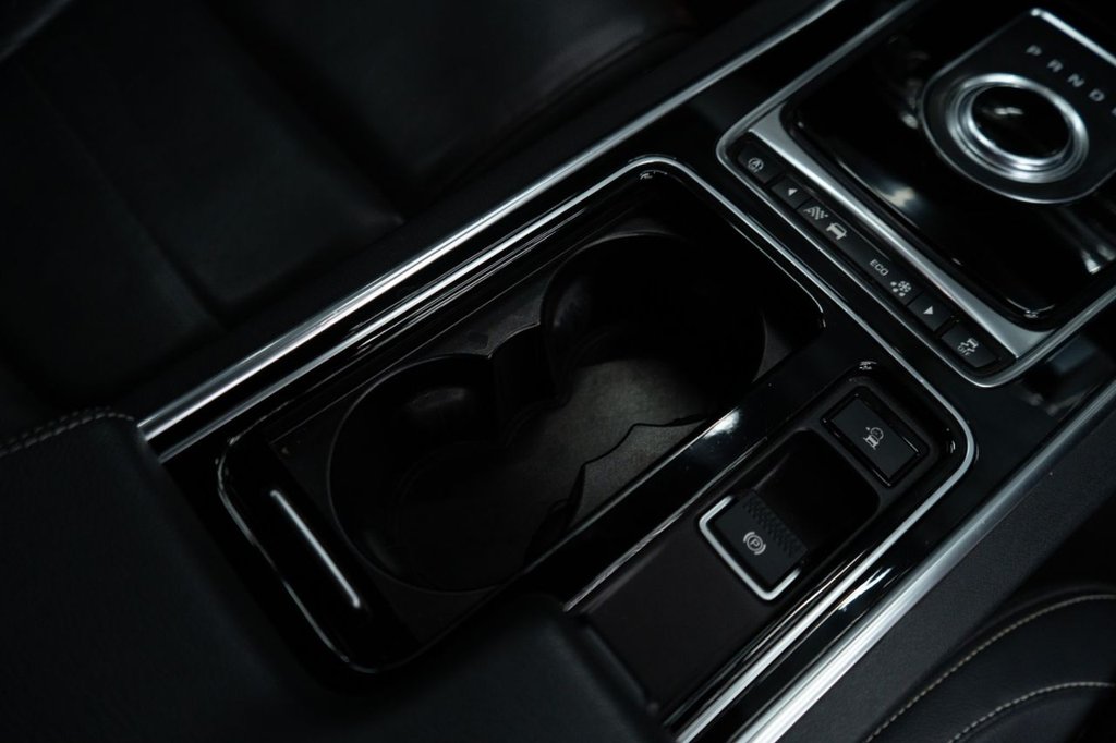 Used Jaguar XE 2019 for sale - 78167614: Photo 47