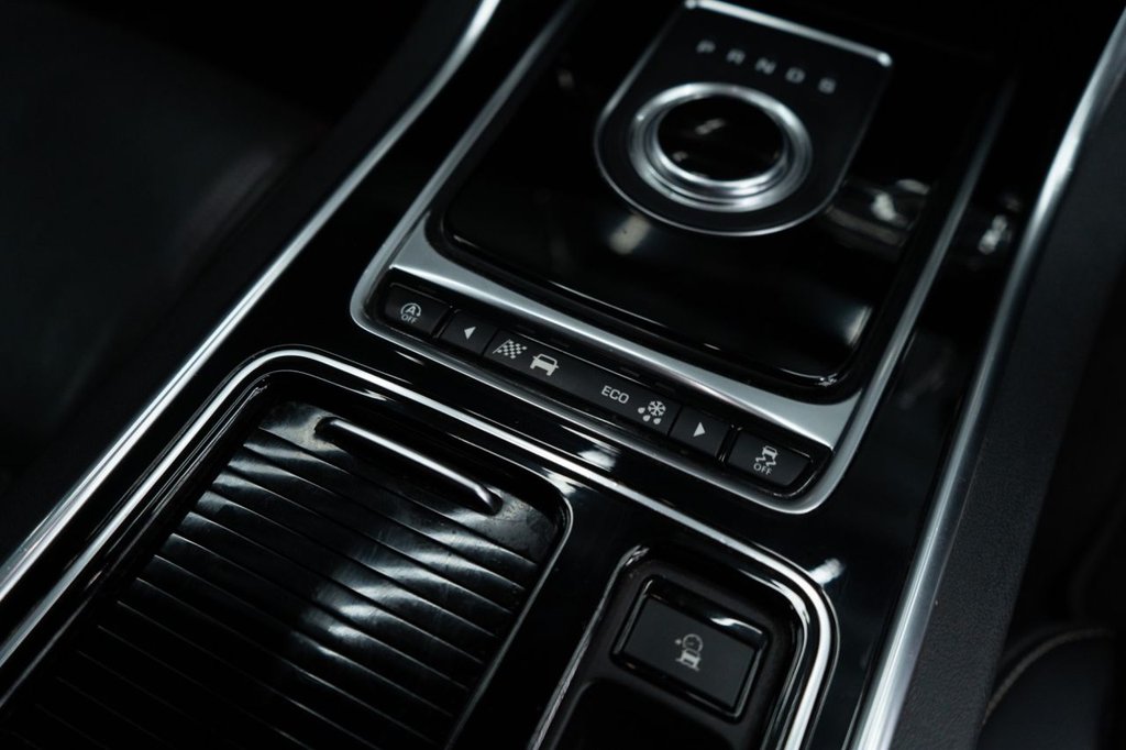 Used Jaguar XE 2019 for sale - 78167614: Photo 48