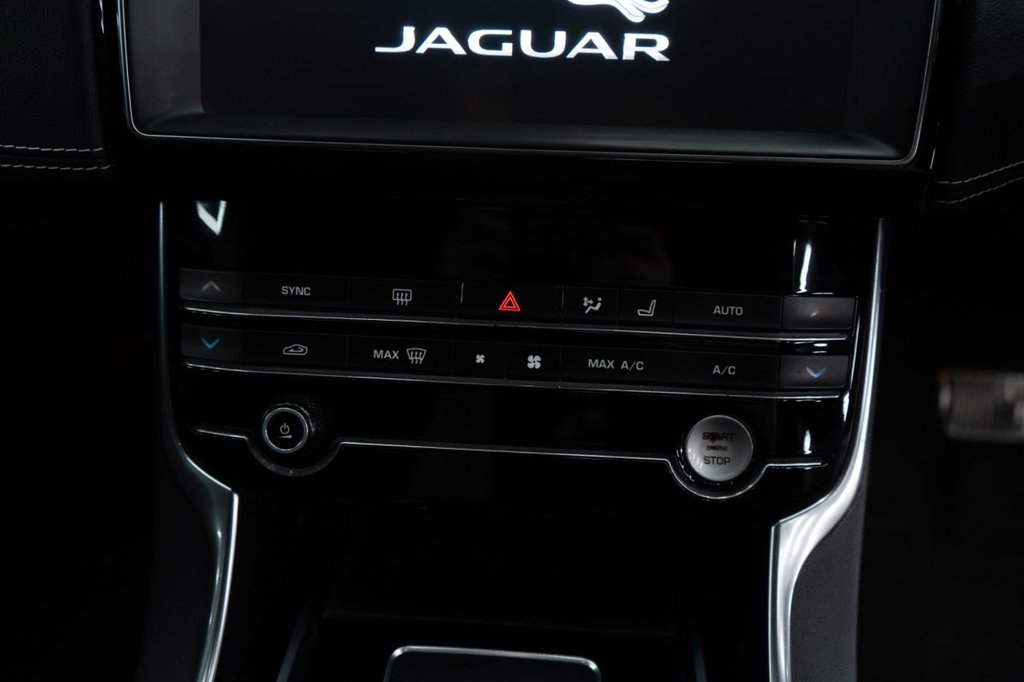 Used Jaguar XE 2019 for sale - 78167614: Photo 50