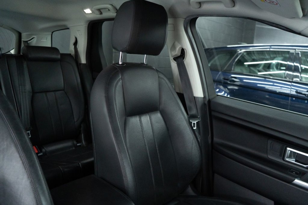 Used Land Rover Discovery Sport 2016 for sale - 77764901: Photo 30