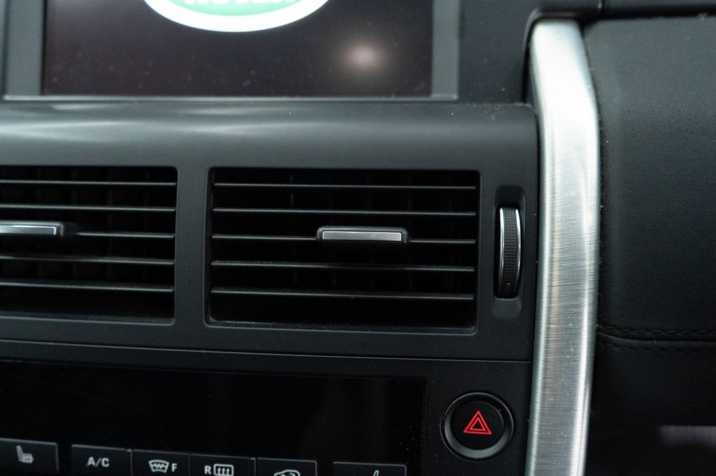 Used Land Rover Discovery Sport 2016 for sale - 77764901: Photo 45