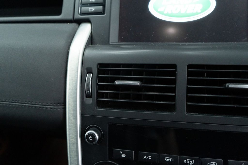 Used Land Rover Discovery Sport 2016 for sale - 77764901: Photo 46