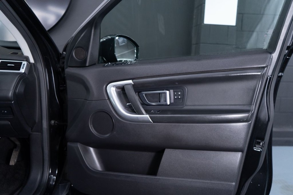 Used Land Rover Discovery Sport 2015 for sale - 78030709: Photo 40