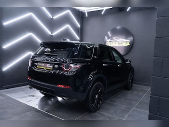 Used Land Rover Discovery Sport 2015 for sale - 78030709: Photo