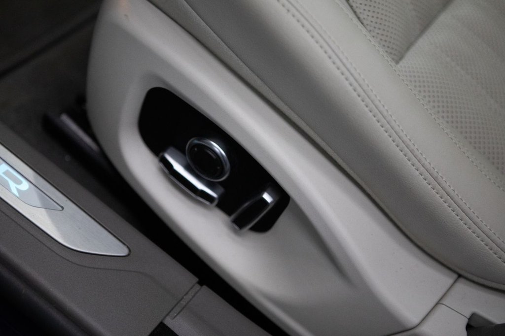 Used Jaguar XF 2018 for sale - 77966958: Photo 19