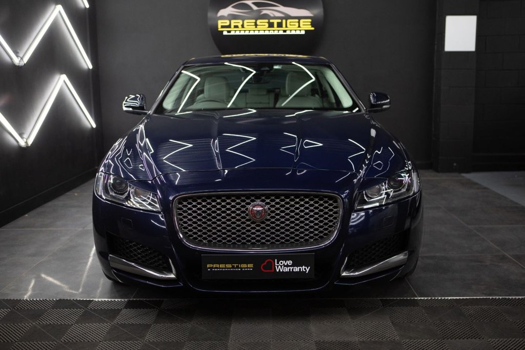 Used Jaguar XF 2018 for sale - 77966958: Photo 3