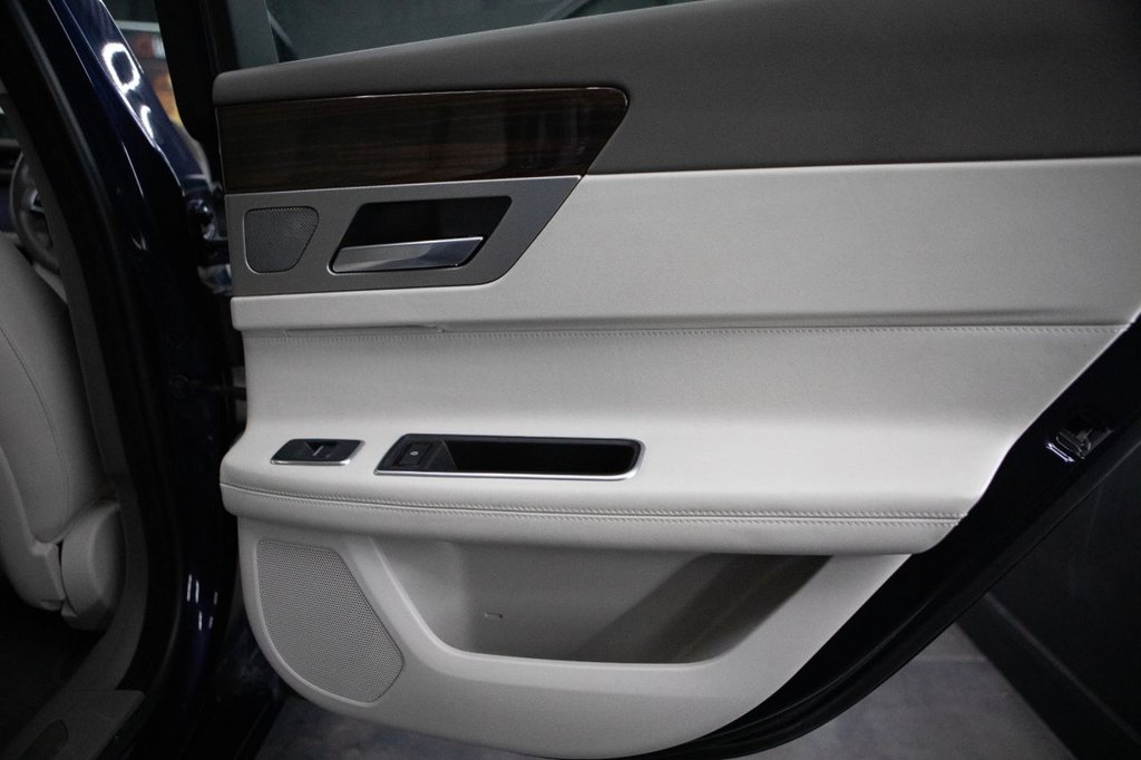 Used Jaguar XF 2018 for sale - 77966958: Photo 31