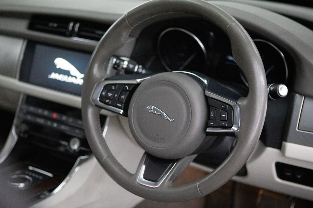 Used Jaguar XF 2018 for sale - 77966958: Photo 34
