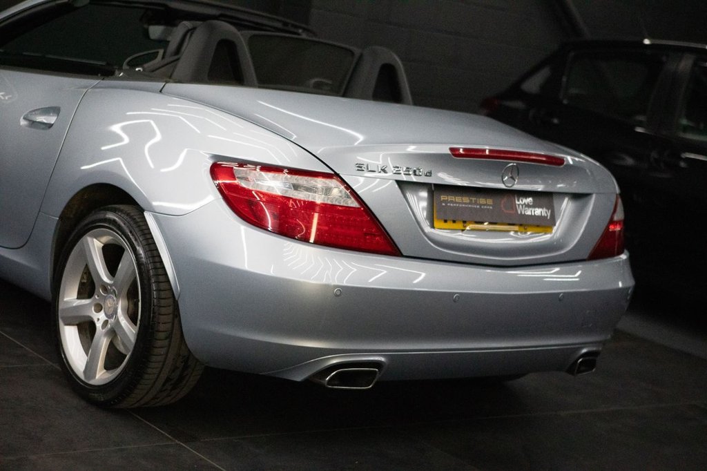 Used Mercedes-Benz SLK 2015 for sale - 78166962: Photo 20