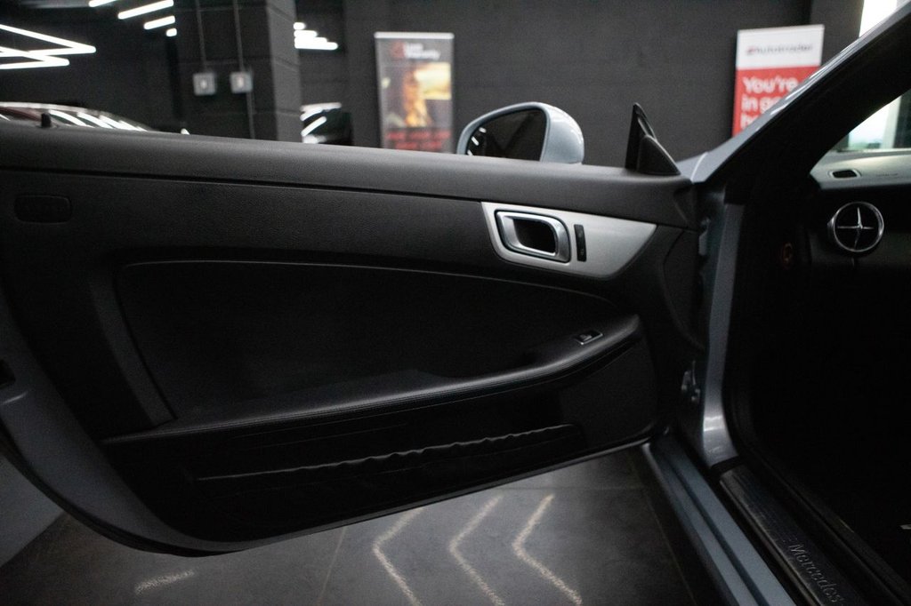 Used Mercedes-Benz SLK 2015 for sale - 78166962: Photo 26