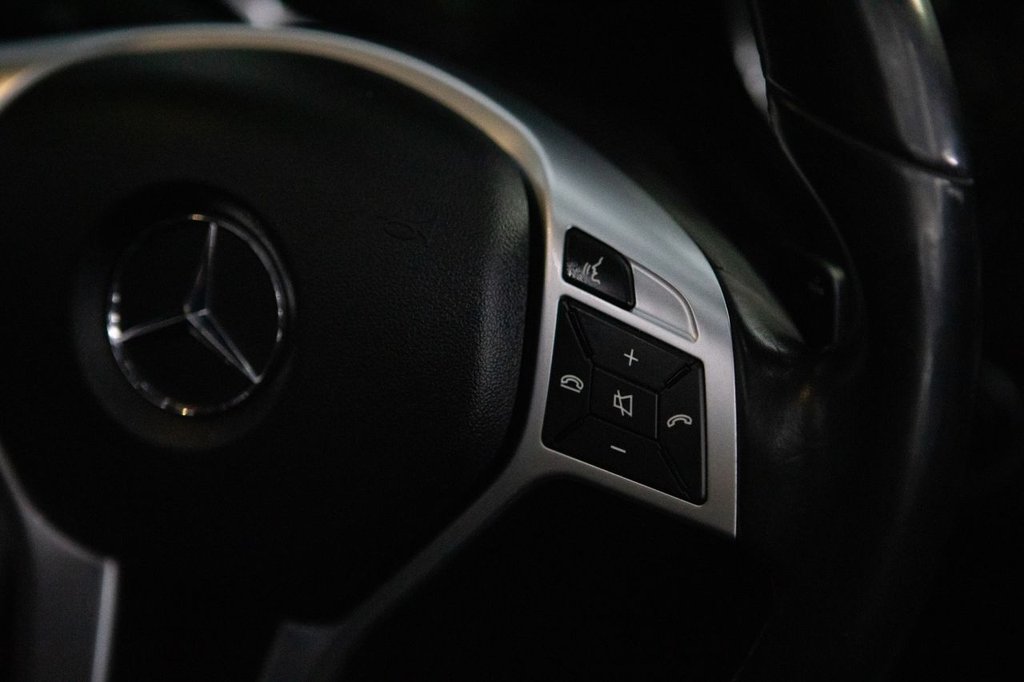 Used Mercedes-Benz SLK 2015 for sale - 78166962: Photo 39