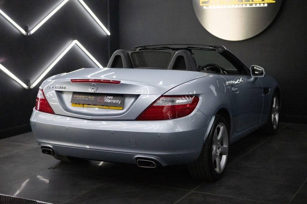 Used Mercedes-Benz SLK 2015 for sale - 78166962: Photo 6