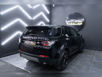 Used Land Rover Discovery Sport 2017 for sale - 78357864: Photo