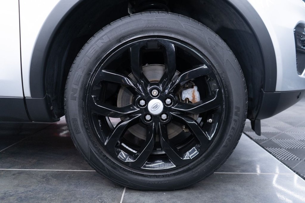 Used Land Rover Discovery Sport 2017 for sale - 77764643: Photo 11