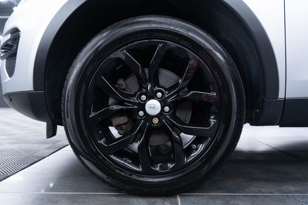 Used Land Rover Discovery Sport 2017 for sale - 77764643: Photo 12