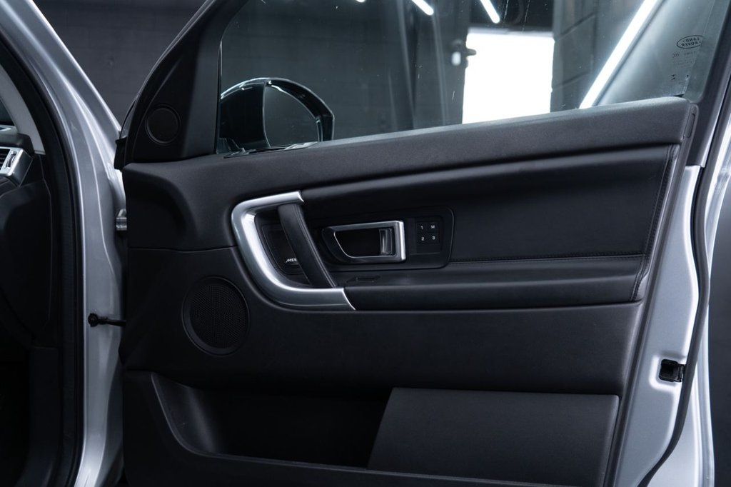 Used Land Rover Discovery Sport 2017 for sale - 77764643: Photo 13