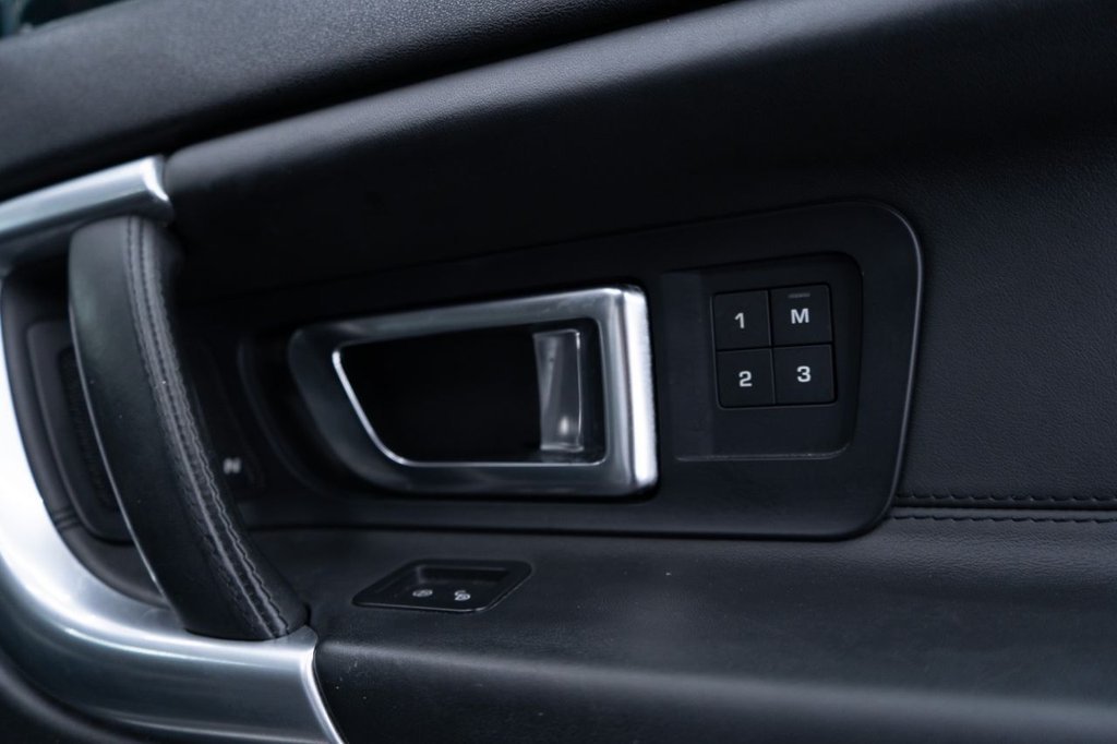 Used Land Rover Discovery Sport 2017 for sale - 77764643: Photo 14